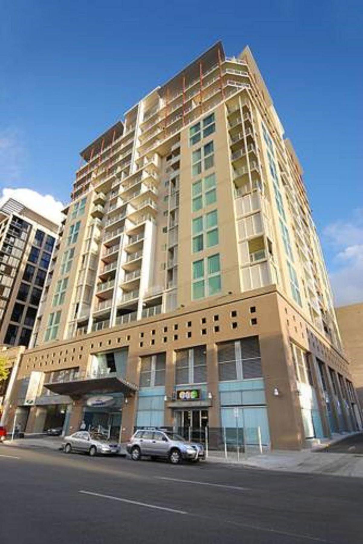 La Loft Apartments North Terrace Аделаида Экстерьер фото