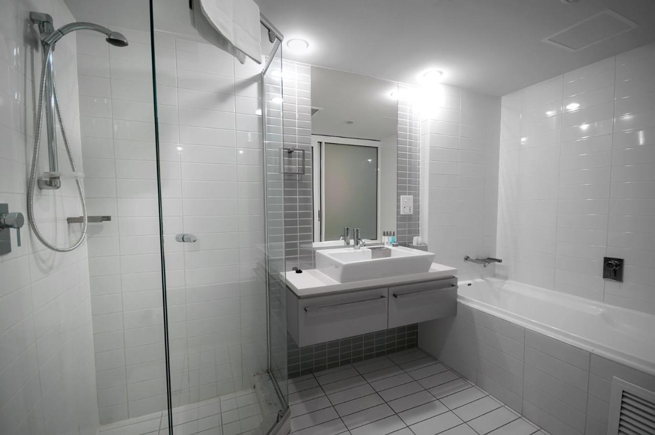 La Loft Apartments North Terrace Аделаида Номер фото